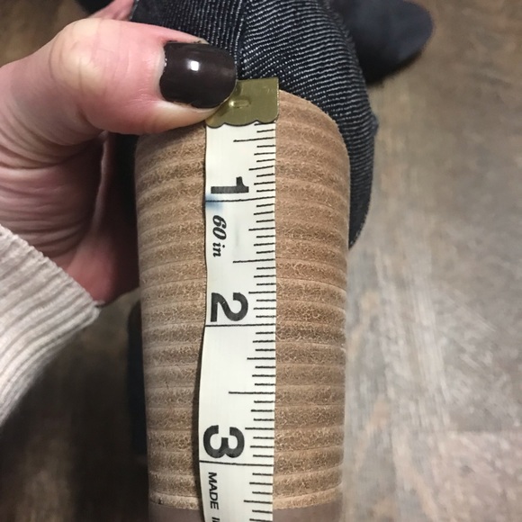 Denim Heels size 10 - Picture 5 of 8